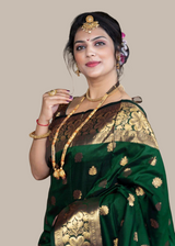 SOMVATI Chic Banarasi Kanjivaram Jacquard Saree: Artisanal Self-Design That Speaks of Heritage and Style