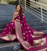 SOMVATI Glamorous Banarasi Kanjivaram Jacquard Woven Self-Design Saree: Luxe Detailing for the Fashion Icon