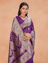 SOMVATI Sophisticated Banarasi Kanjivaram Jacquard Woven Saree: Unique Self-Design for the Discerning Fashionista