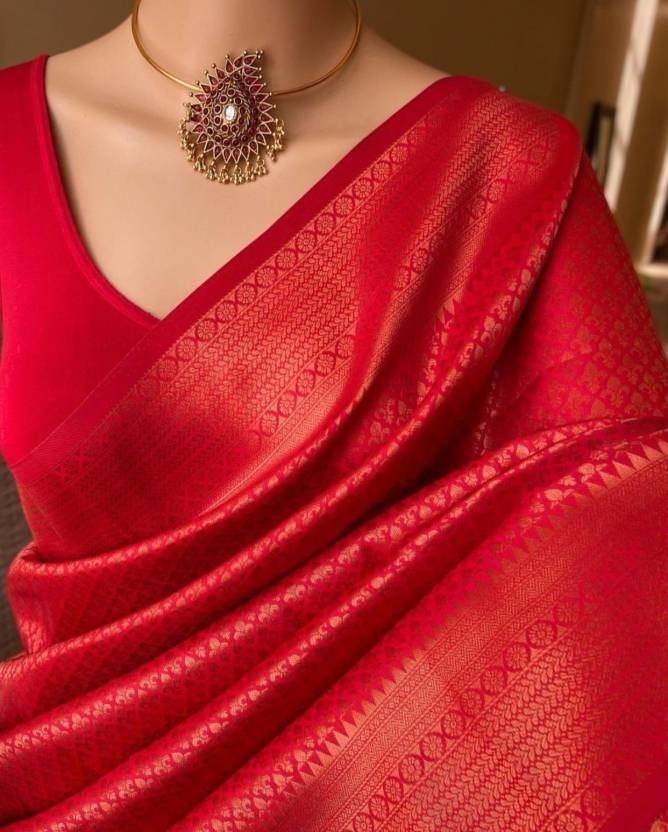 SOMVATI Opulent Handloom Kanchipuram Saree: Regal Zari Border for Timeless Beauty